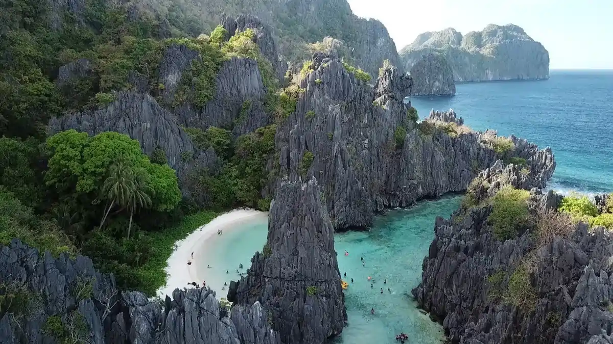 Hidden Beach Filipina