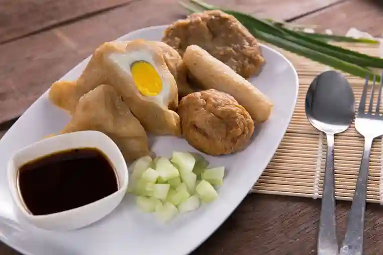 Resep Pempek Gurih, Hidangan Khas Palembang yang Mendunia