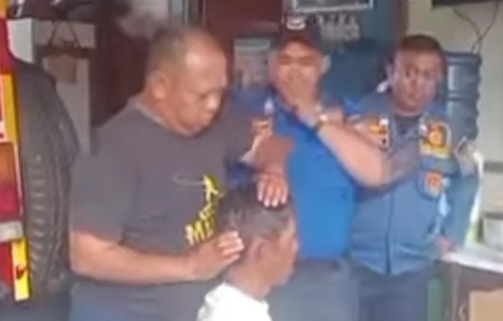 Petugas Damkar Samarinda