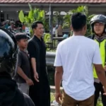 Polisi Ditantang Duel