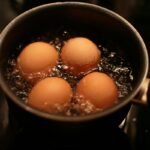 Merebus Telur